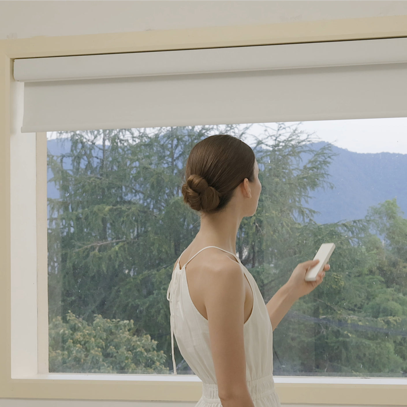 How Much Weight Can No Drill Roller Shades Hold?